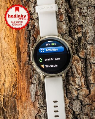 Garmin Venu 4 41mm Lunar Gold / Light Sand, Leather Band (+ náhradní řemínek)