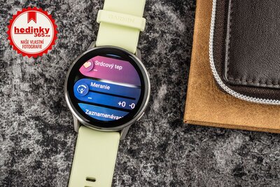 Garmin Venu 4 45mm Silver / Citron, Silicone band