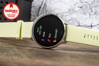 Garmin Venu 4 45mm Silver / Citron, Silicone band