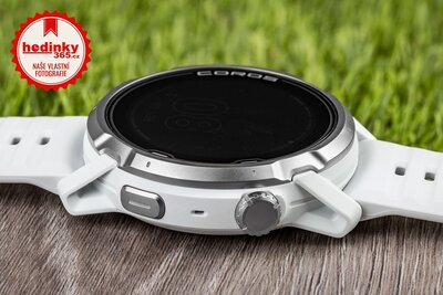 Coros Apex 4 46mm White / Silicone band