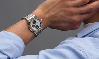 Maurice Lacroix Aikon Quartz Chronograph AI1118-SS002-230-1