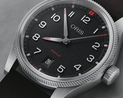 Oris ProPilot Automatic Date 01 733 7805 4164-07 6 20 14LC