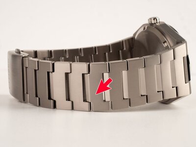 Citizen Sports Eco-Drive Super Titanium AW0130-85LE (II. Jakost)