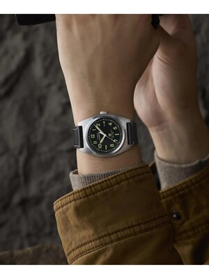 Timex Expedition TW2Y30700UK