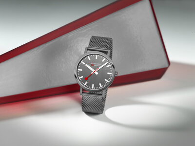 Mondaine Classic Quartz A660.30360.81SBM