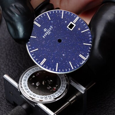 Perrelet Weekend Aventurine A1300/J (+ náhradní řemínek)