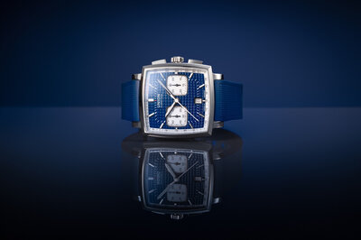 Union Glashütte Averin Chronograph D015.527.17.041.02 (+ náhradní řemínek)