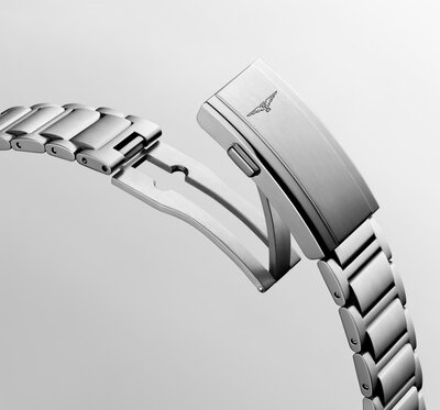 Longines Conquest HydroConquest Automatic L3.779.4.98.6 Exclusive Edition