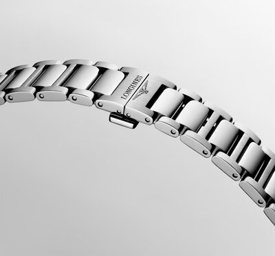 Longines Conquest Quartz L3.750.4.92.6