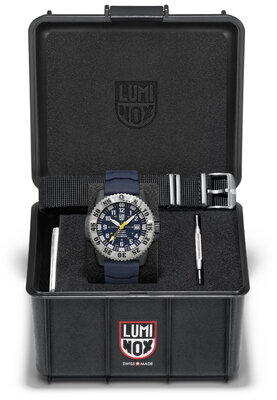 Luminox MIL-SPEC XL.3355.SET (+ náhradní řemínek)
