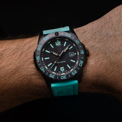 Luminox Sea XS.3124.N.SET Pacific Diver (+ náhradní řemínek) Limited Edition 777pcs