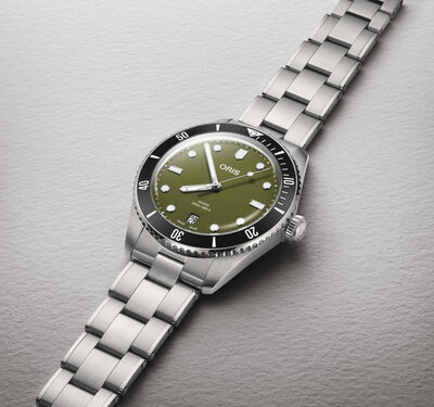 Oris Divers Date Automatic 01 733 7795 4057-Set (+ náhradní řemínek)