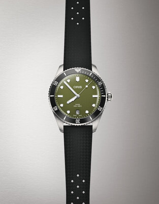 Oris Divers Date Automatic 01 733 7795 4057-Set (+ náhradní řemínek)