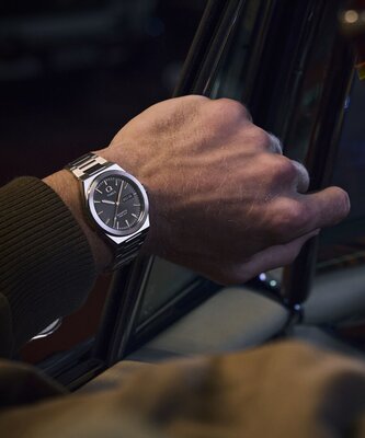 Timex Q Reissue TW2Y25000UK