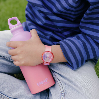 Flik Flak Quench in Pink ZFPNP188 (+ lahev na vodu Sigg)