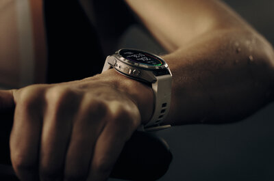 Garmin Fenix 9 AMOLED 43mm, Titanium Fog Gray