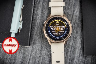 Garmin Fenix 9 Pro AMOLED 43mm, inReach, Autumn Gold Titanium/Bone (Premium) (+ náhradní řemínek)