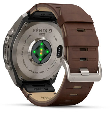 Garmin Fenix 9 Pro AMOLED 51mm, inReach, Titanium Walnut (Premium) (+ náhradní řemínek)