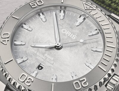 Oris Aquis Social Club Edition II Automatic Date 01 733 7789 4121-Set