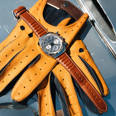 Bulova Archive Series "Shelby" Racer Chronograph Quartz 96K118 Limited Edition 9999pcs (+ náhradní řemínek)