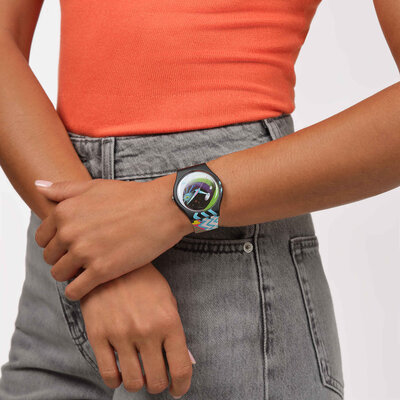 Swatch Art Peace Hotel Street Eye SUOZ372