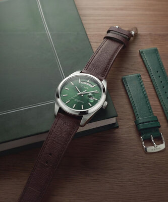 Timex Legacy TWG068800UK (+ náhradní řemínek)